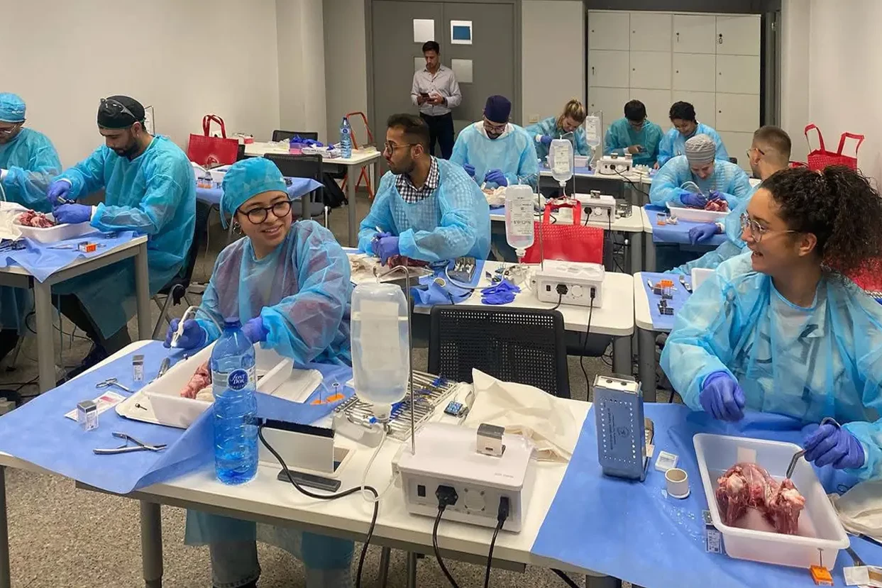 Master Cirugia, Curso Uso de Hueso Autólogo. Barcelona 2023 Dr Guillermo Escobar